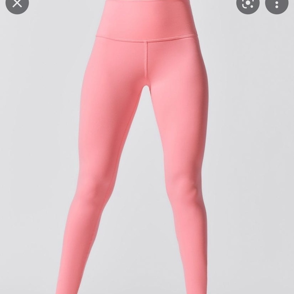 Alo Airlift 7/8 size small pink